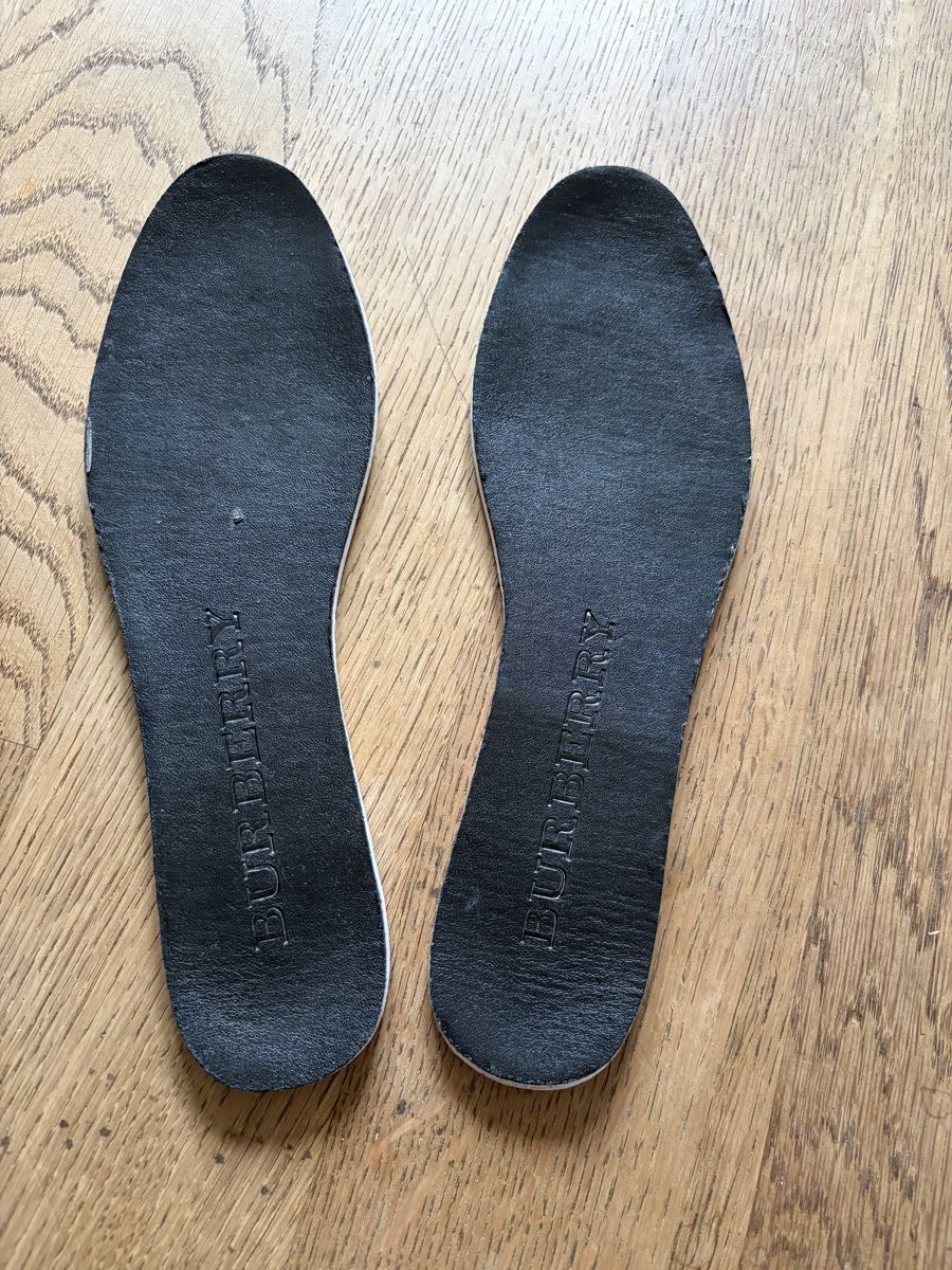 Burberry Damenschuhe: Burberry Gummistiefel  – Gebraucht aus Zuerich von yasminflower 5