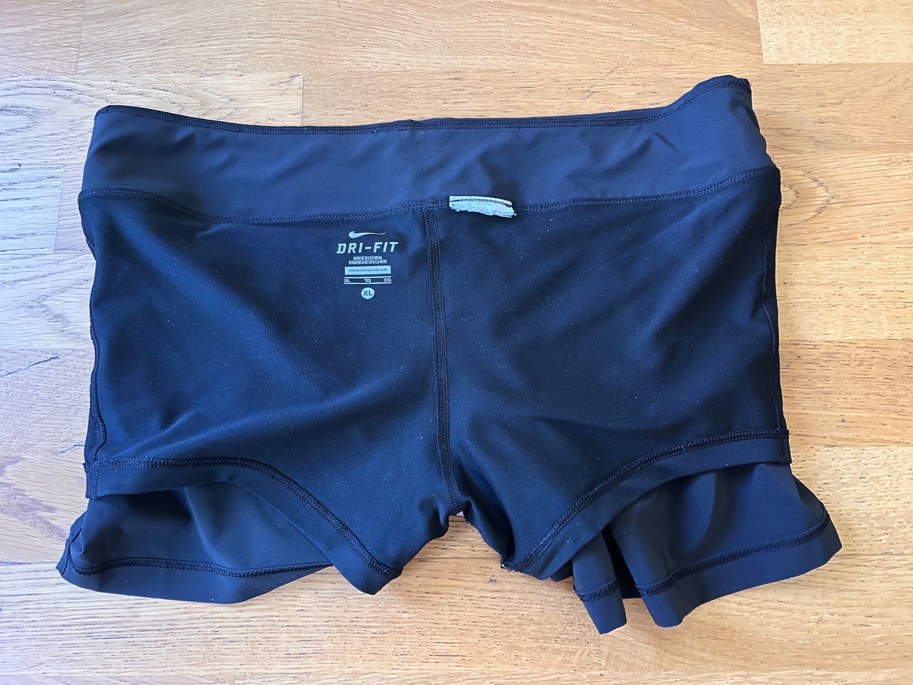 Nike Pantaloni: Nike Laufshorts DRI-FIT Gr. M – Usato da Zürich venduto da jules0511 5