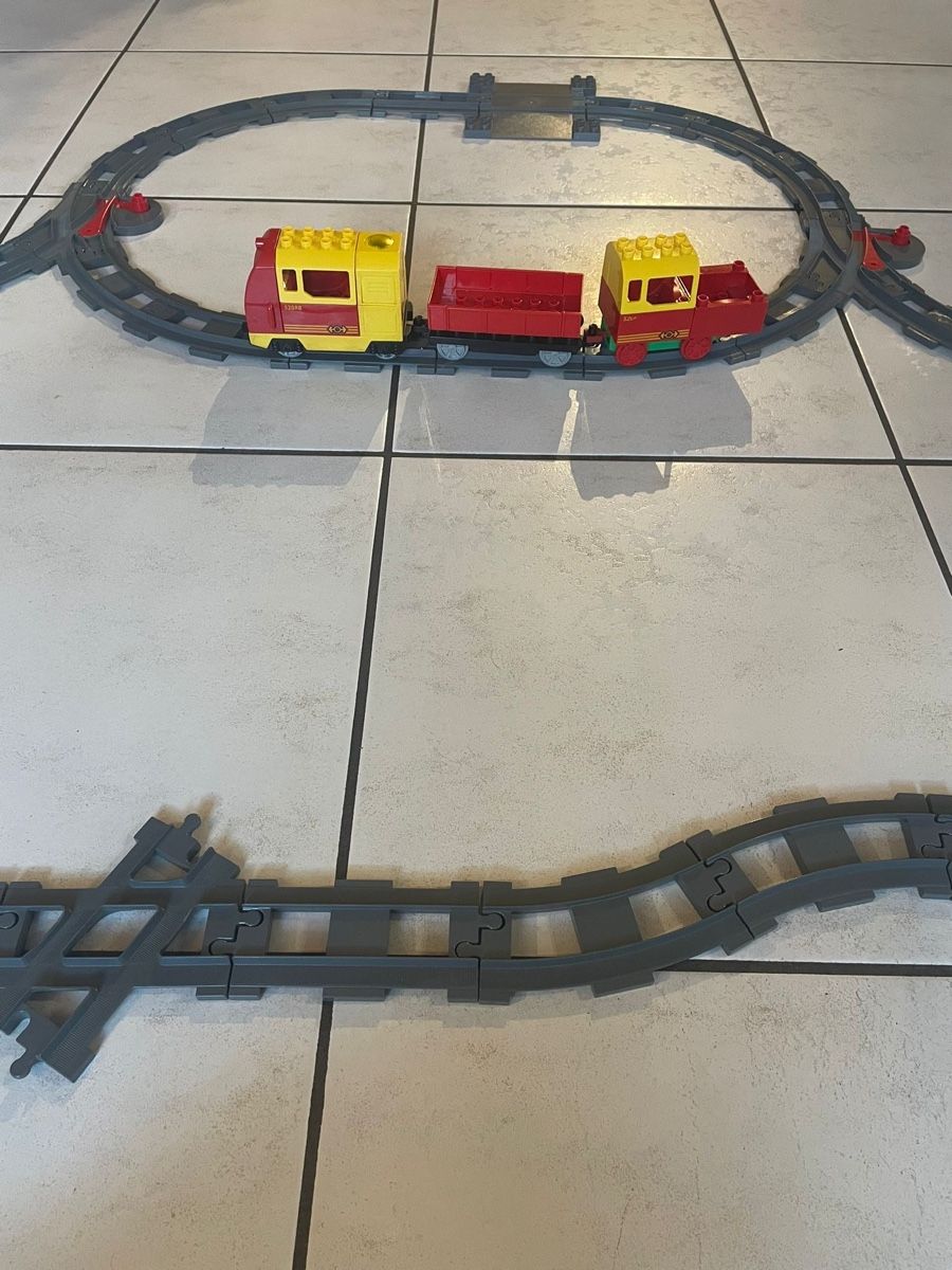Lego Giocattoli: 2x Duplo Spielzeug-Eisenbahn – Usato da Aarau Rohr venduto da sid_h6 2