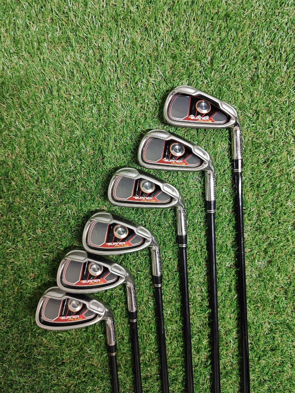 Taylor Made Clubs & Sets: TaylorMade Burner Eisenset 5-PW, Graphitschaft, Regular Flex – D'occasion à Uerikon par Chreggus_Golfshop