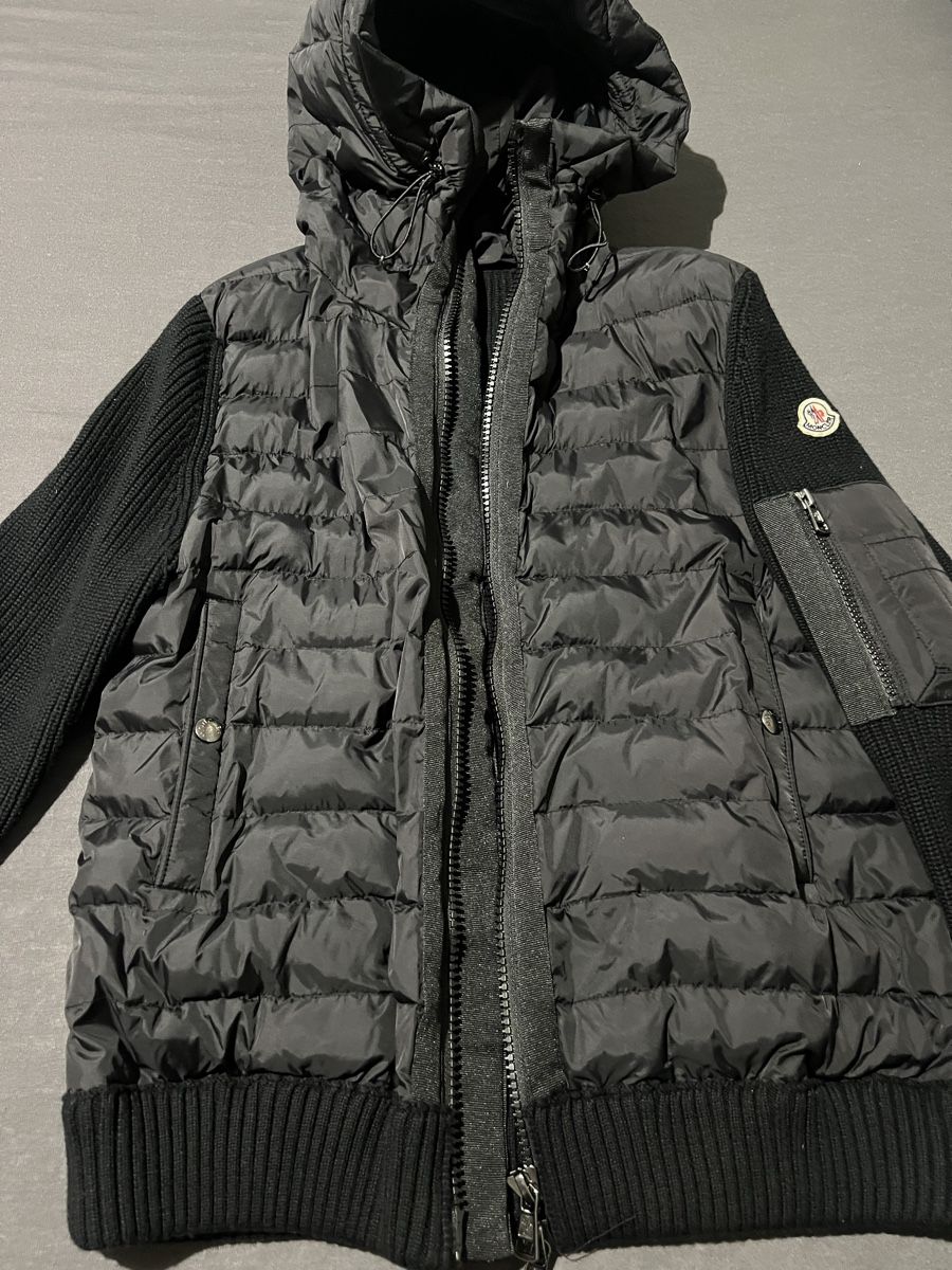 Moncler Giacche: Original Moncler Cardigan M – Usato da Zürich venduto da Walllstreet