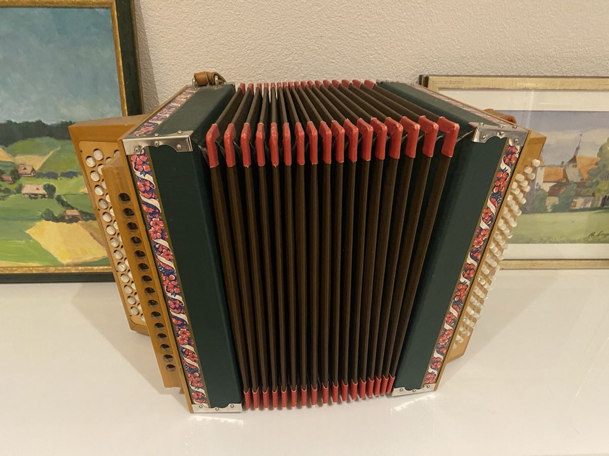 Instruments de musique: Schwyzerörgeli  – D'occasion à Belp par perlenqueen