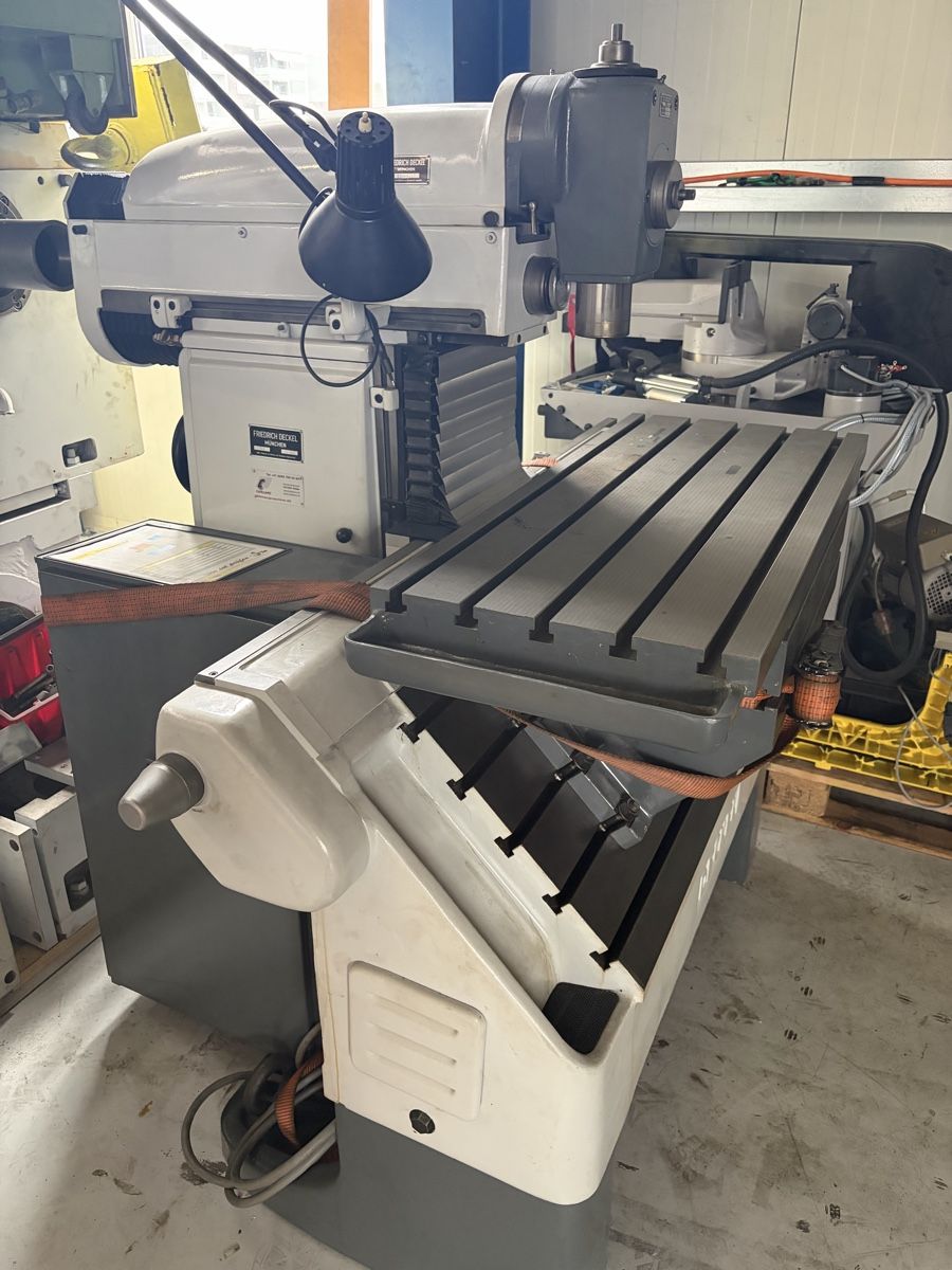 Tutte le macchine: Fräse, Deckel, Fräsmaschine – Usato da Ebnat-Kappel venduto da Mech57 6