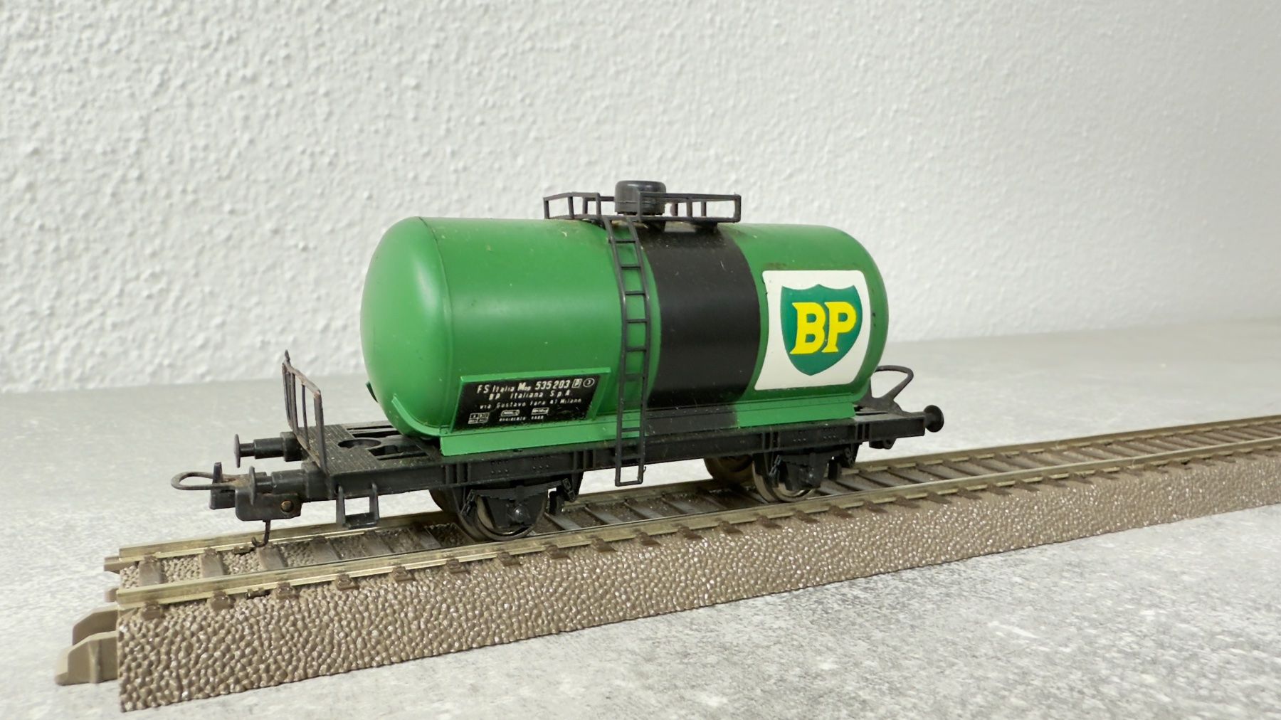 Roco Modellini di ferrovie: Roco Tankwagen BP H0 / DC – Usato da Schlieren venduto da rat_lq6b