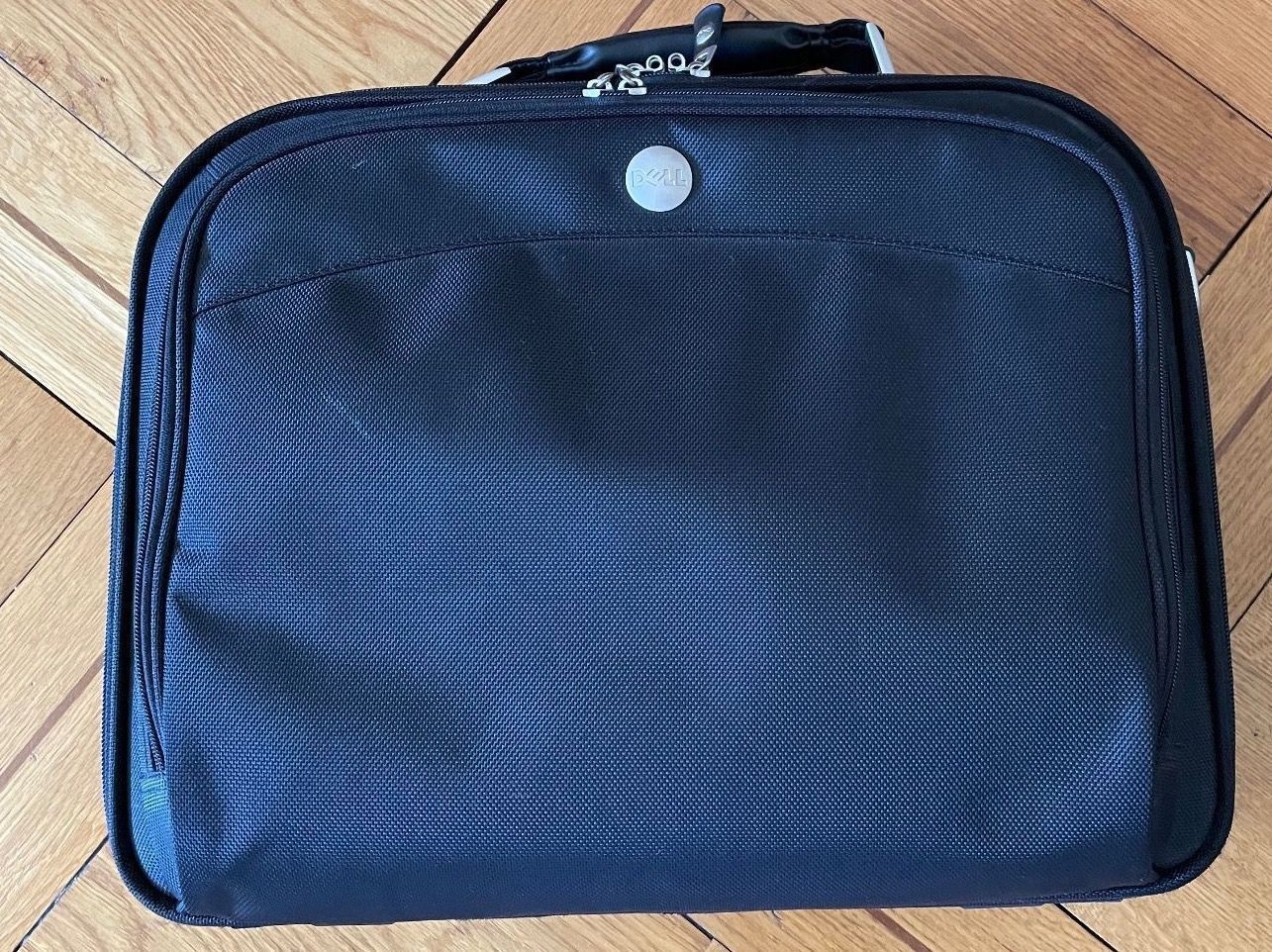 Dell Borse: Dell Tasche für Notebook – Usato da Genève venduto da Buens4