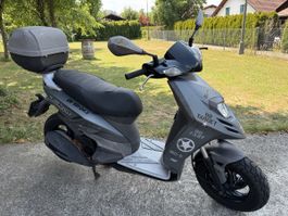 Piaggio Typhoon 125 2 temps - 2 Takt / 10’200 / 2013