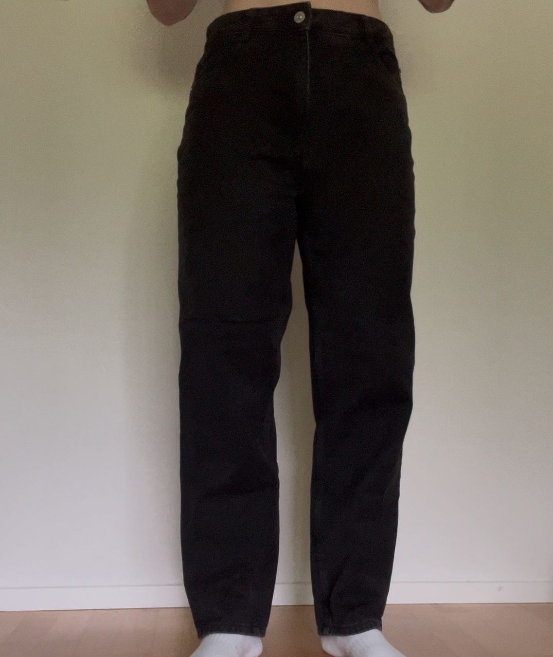 Pimkie Jeans: schwarze Jeans locker – Usato da Zuzwil SG venduto da dieschnellemichelle 4
