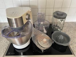 Kenwood Küchenmaschine inkl. Zubehör, Top Zustand