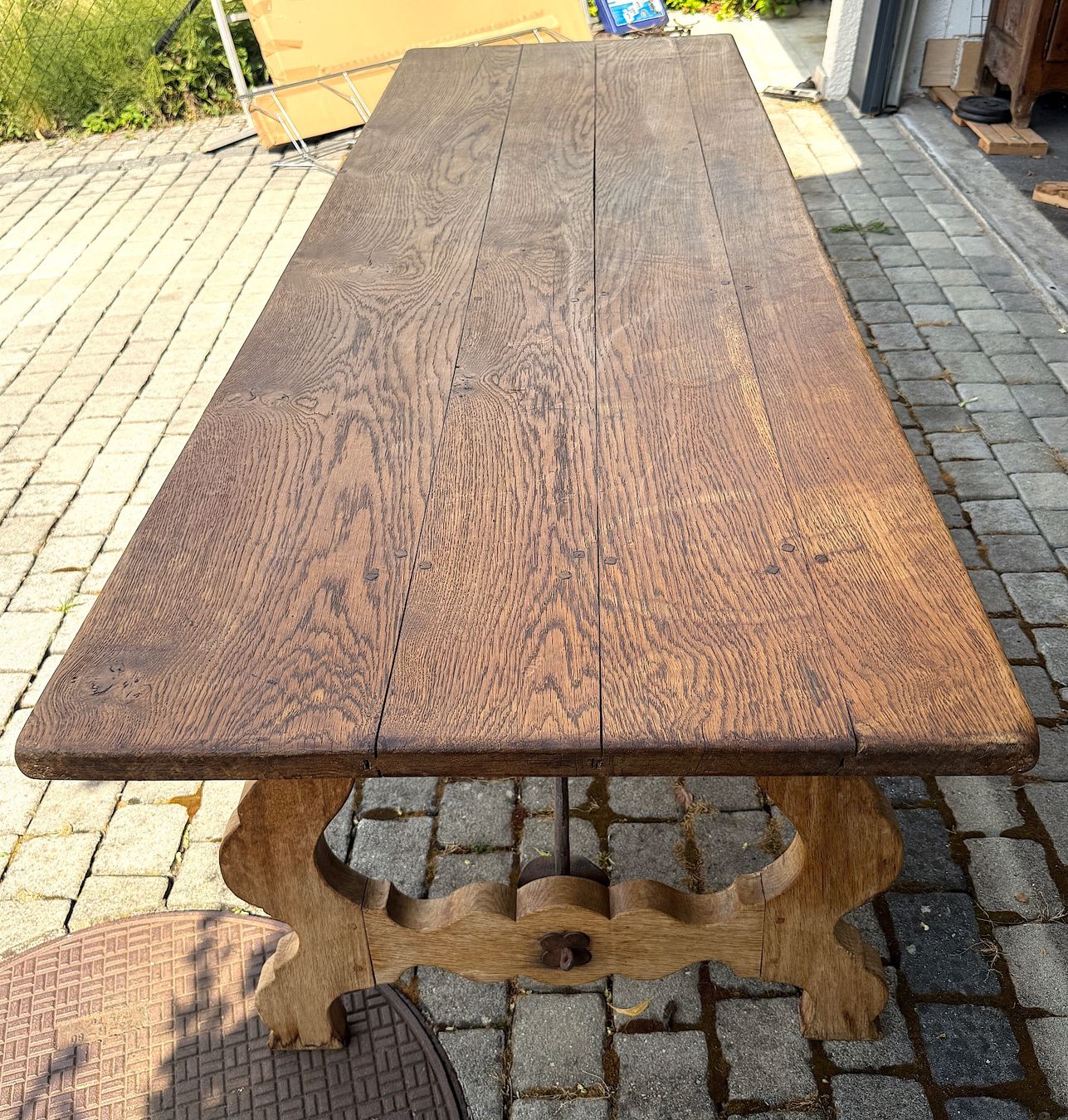 Tavoli: Table à manger en bois massif chêne - style rustique – Usato da Veyrier venduto da Szurkemaci 2