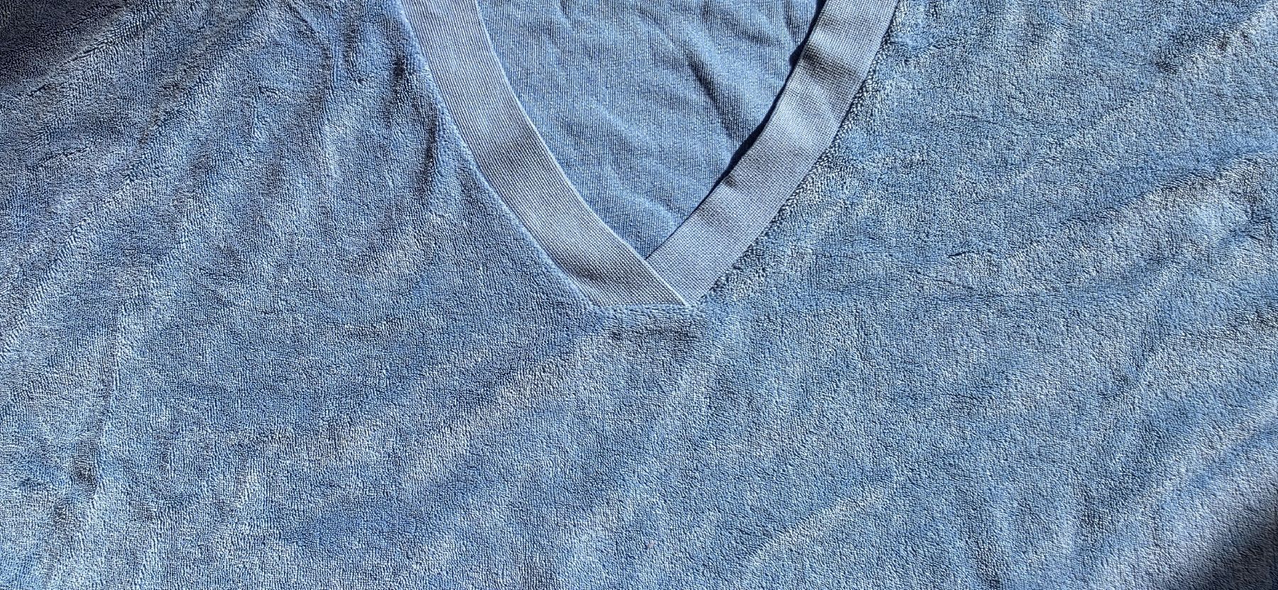 T-shirts: Pull /Tshirt bleu sans manche taille L – D'occasion à Yverdon-les-Bains par van_dq65 3
