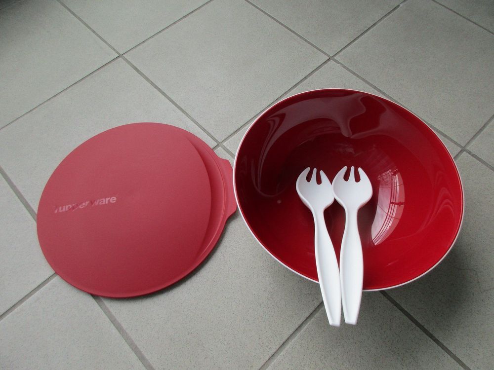 Tupperware, Neue grosse Salatschüssel mit Besteck und Deckel | Kaufen ...