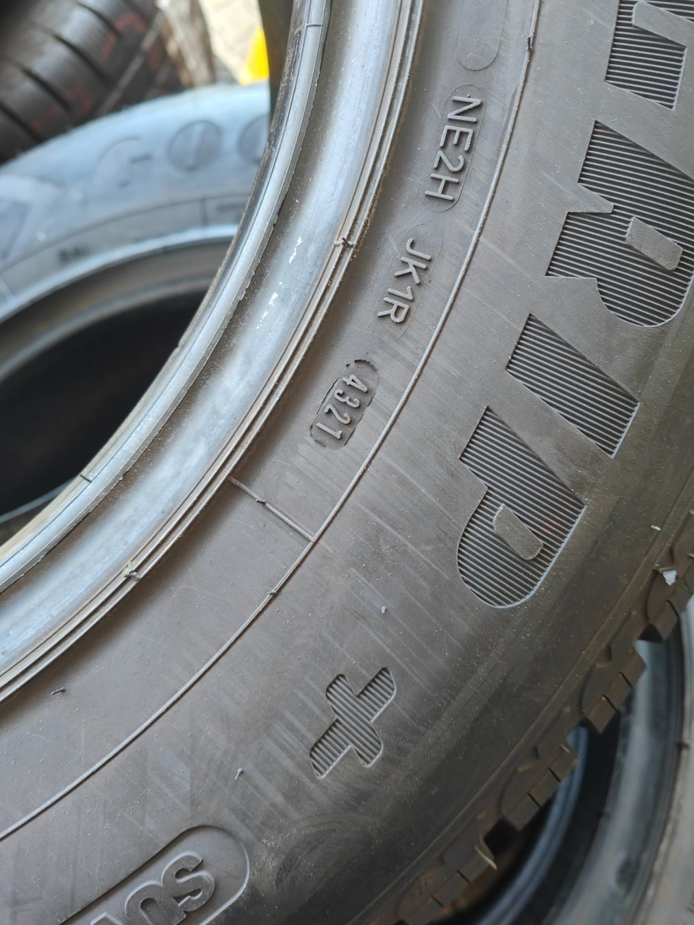 Goodyear Pneus & Kompletträder: Winterreifen 265/65 R17 – Gebraucht aus Oberengstringen von Reifen-Lagerverkauf 4