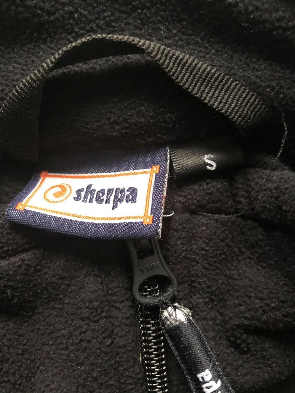 Sherpa Giacche: S H E R P A     Oberteil – Usato da Adliswil venduto da Jessik0 4