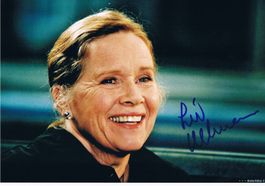 Liv Ullmann 1938- Autogramm signiert Foto 20x30cm