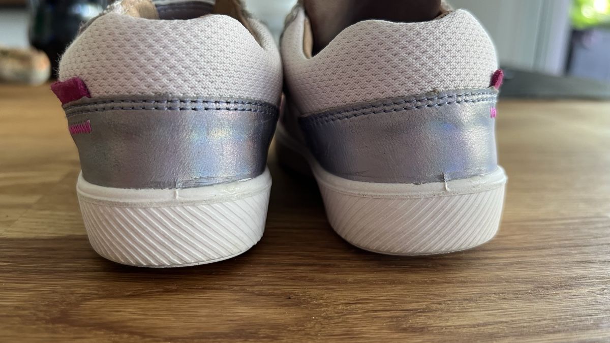 Superfit Schuhe für Mädchen: Superfit Sneaker rosa/silber Klettverschluss Grösse 23 – Gebraucht aus Müllheim Dorf von zuzmicko 4