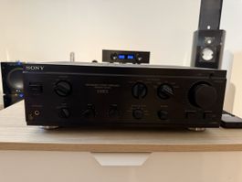 Sony Integrated Stereo Amplifier 530ES Black