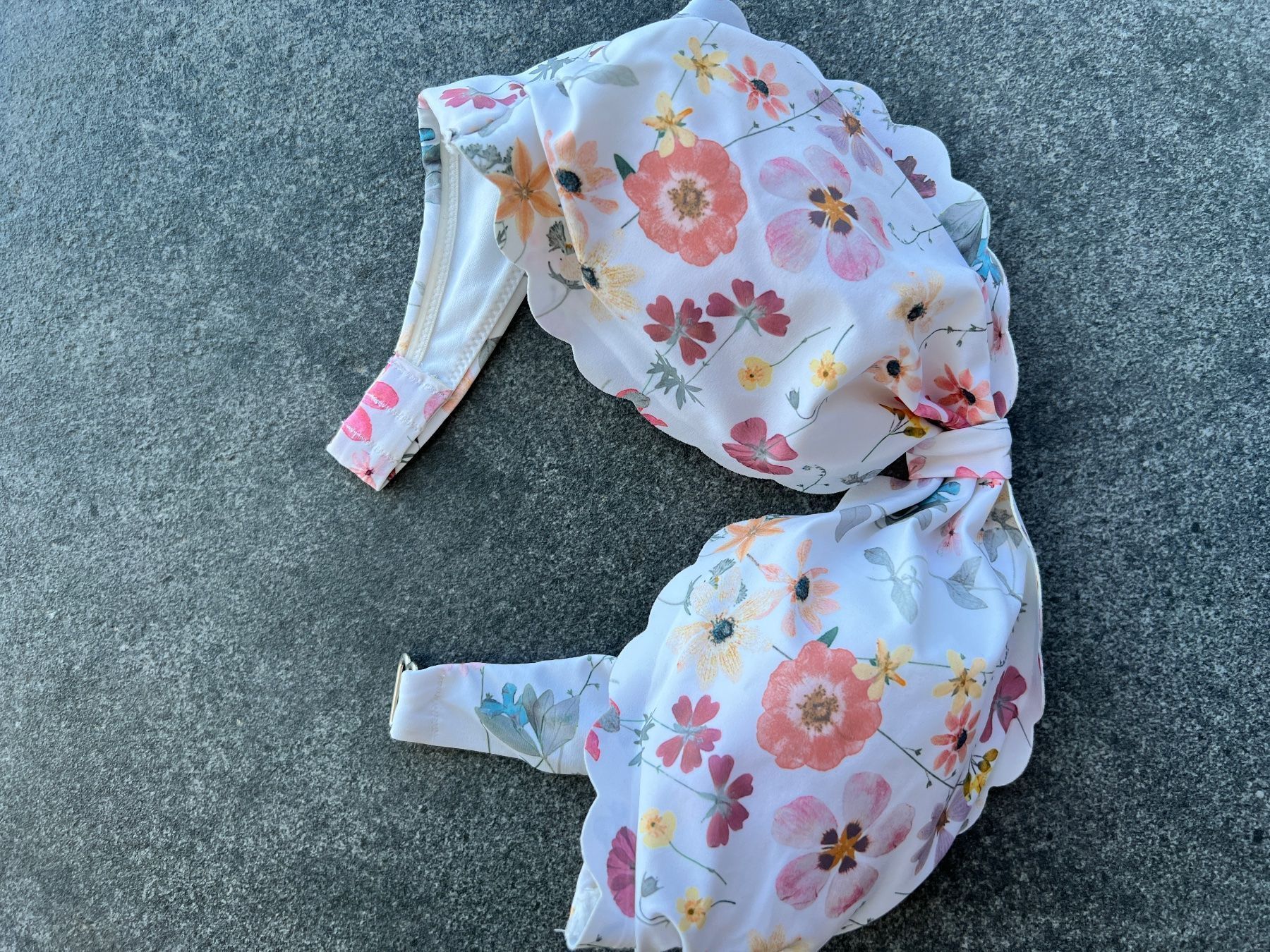 H&M Costumi da bagno & Bikini: Bikinioberteil – Usato da Schafisheim venduto da inf_5dtw 1
