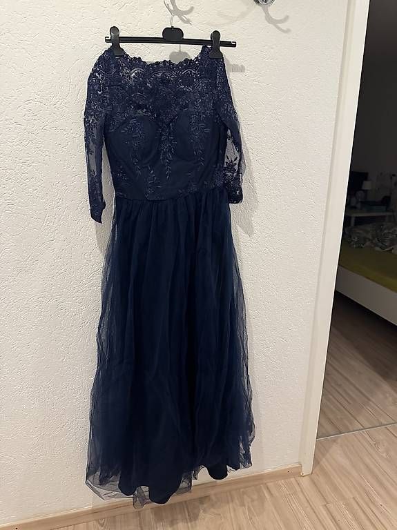 Zalando Vestiti: Dunkelblaues Abendkleid mit Spitze Grösse 38 – Usato da Urtenen-Schönbühl venduto da ktu_zm5p 1