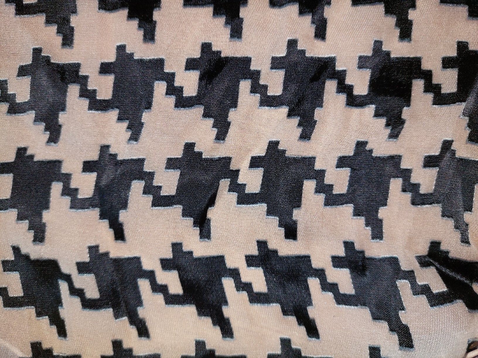 Foulard & Sciarpe: Schicker Schal mit Hahnentrittmuster – Usato da Brunnen venduto da Livianda 2