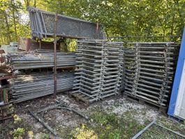 Vente lot de matériel d’échafaudage Kern selon les p