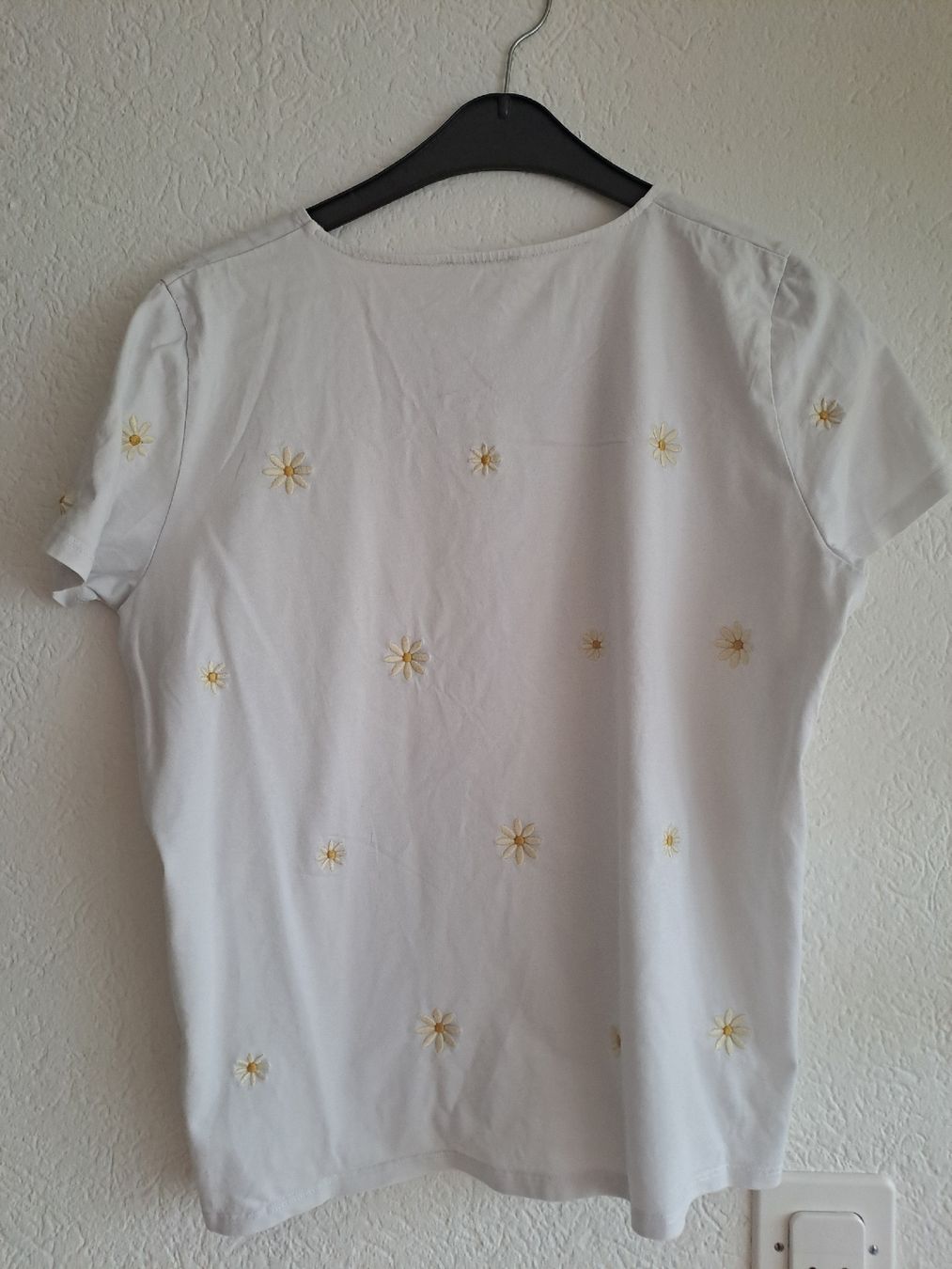Sezane T-shirt: Tolles Sézane Shirt mit Blumen – Nuovo (secondo la descrizione) da Oberhasli venduto da Lea98 2