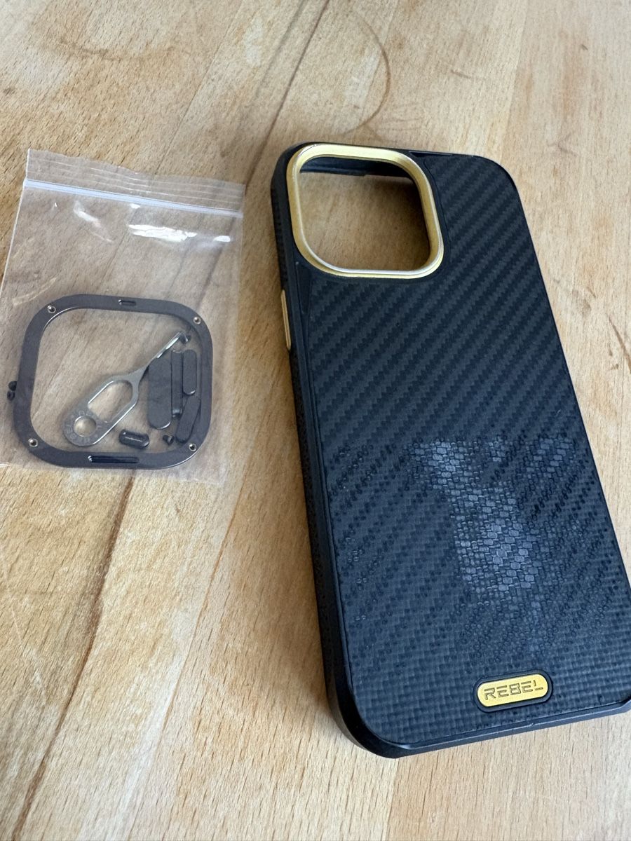 Apple Telefoni cellulari / Smartphones: iPhone 15 Pro Max – Usato da Morgarten venduto da Hagli84 2