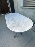 Marmor Tisch oval mit Gusseisen Untergestell