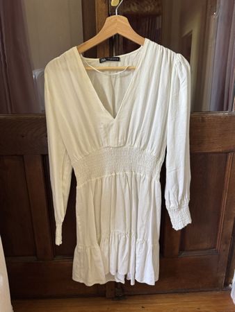 Abito corto Zara bianco maniche lunghe taglia S