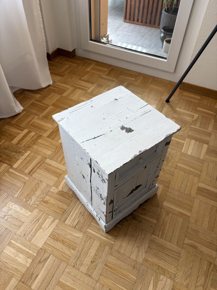 Comodini: Shabby Chic Nachttisch – Usato da Kloten venduto da pschweiz 1