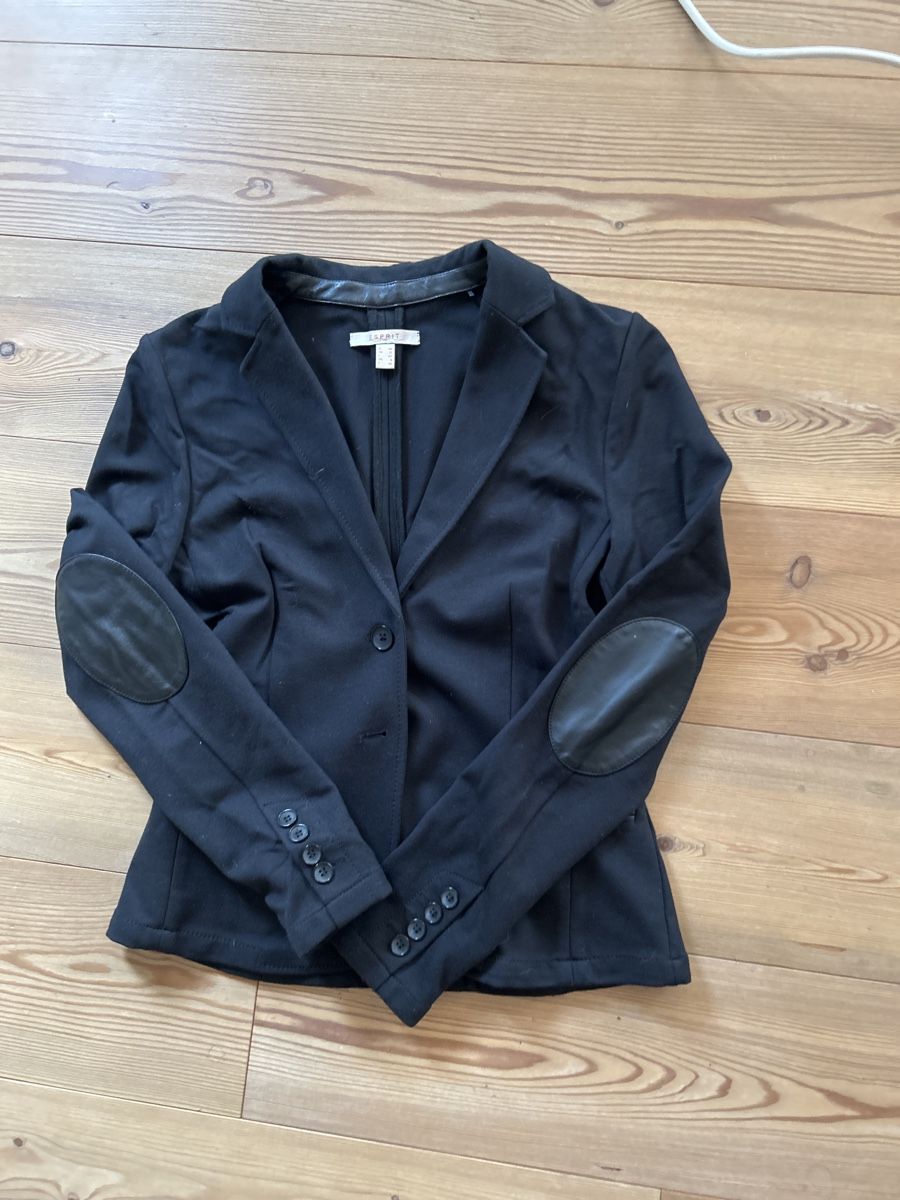 Esprit Vestes: Esprit Blazer Schwarz, Gr. 38 – D'occasion à Bern par nin_6tc5