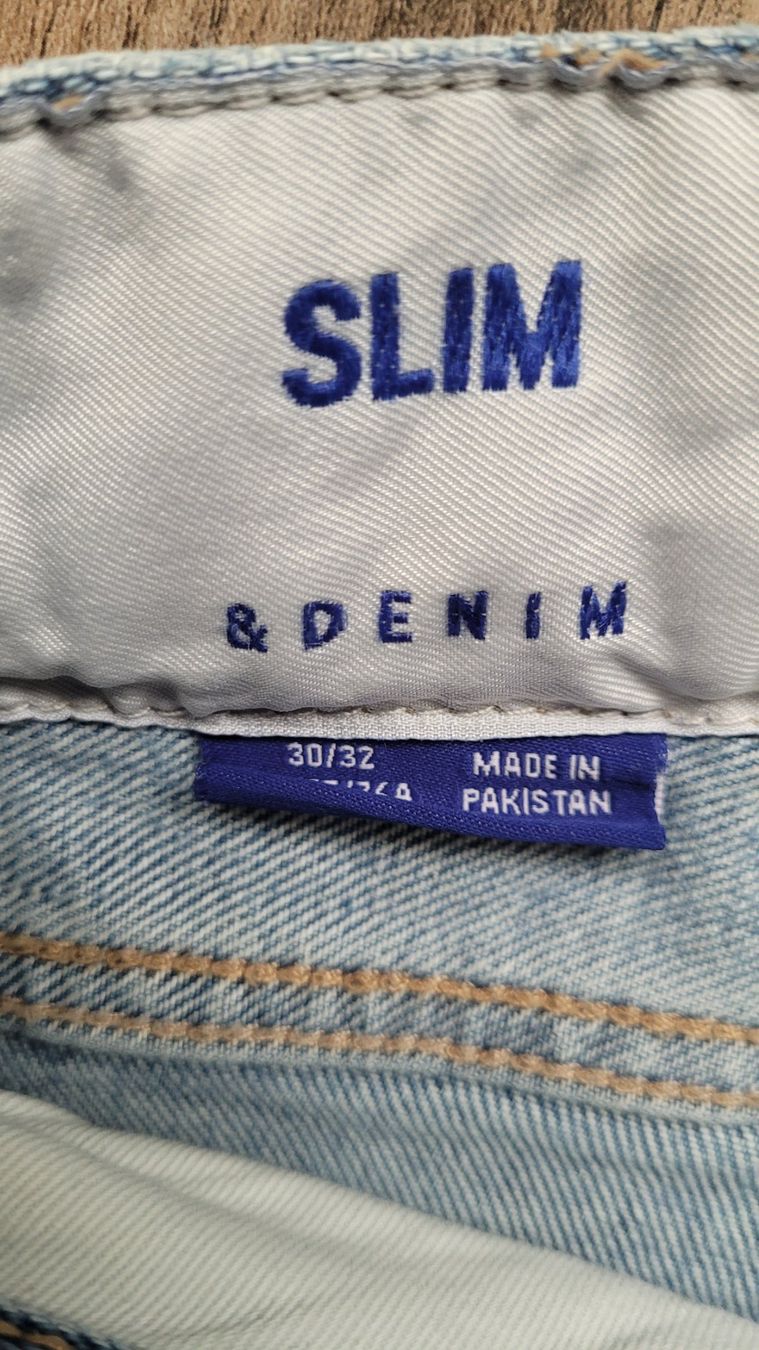 H&M Jeans: 3x Jeans Grösse 30/32 und 31/32 – Usato da Aarwangen venduto da Striezi01 2