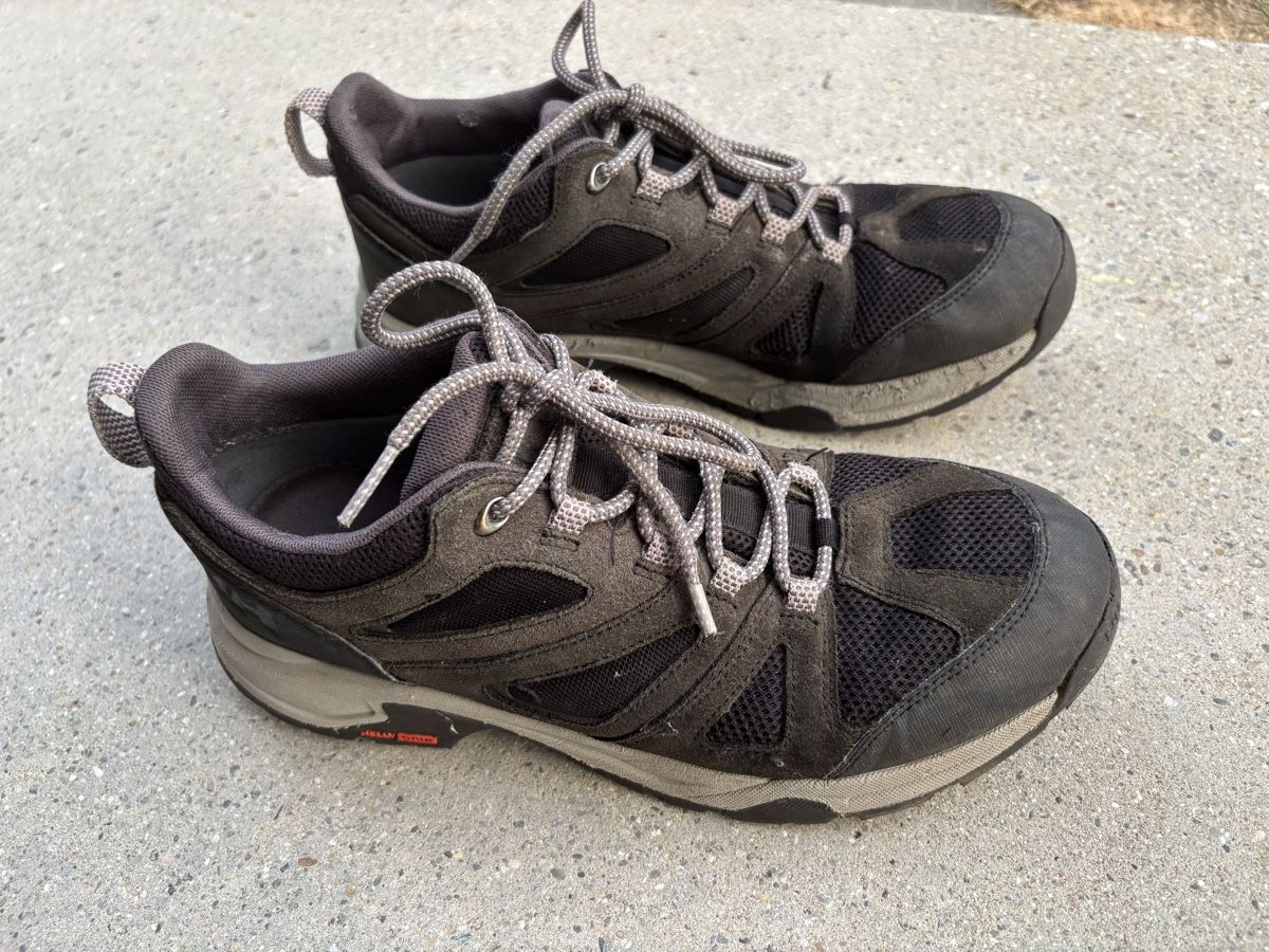 Chaussures hommes: Trekkingschuhe Helly Tech, Grösse 41 – D'occasion à Rain par Denbie