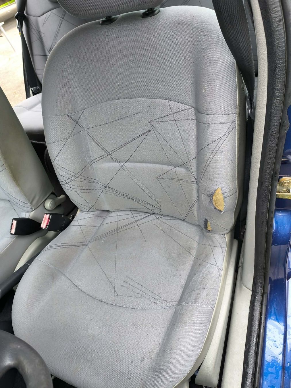 Renault Automobili: Renault Clio II 1.2, 16V – Usato da Tavannes venduto da saca70 8