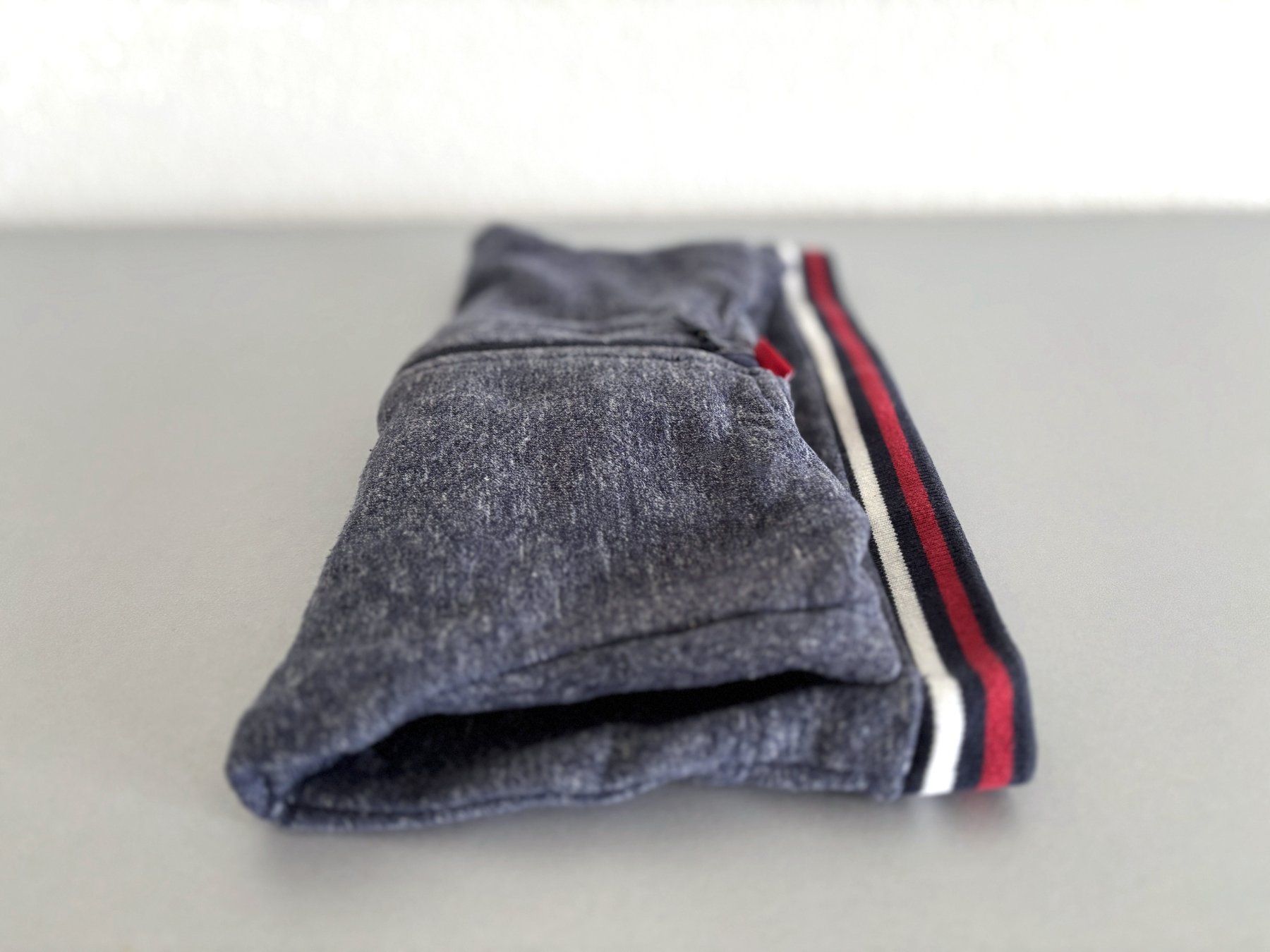 Pulls et sweat-shirts: Baby-Hoodie Kapuzenpullover Pullover Baumwolle Gr. 80 – D'occasion à Holzhäusern ZG par paula_w