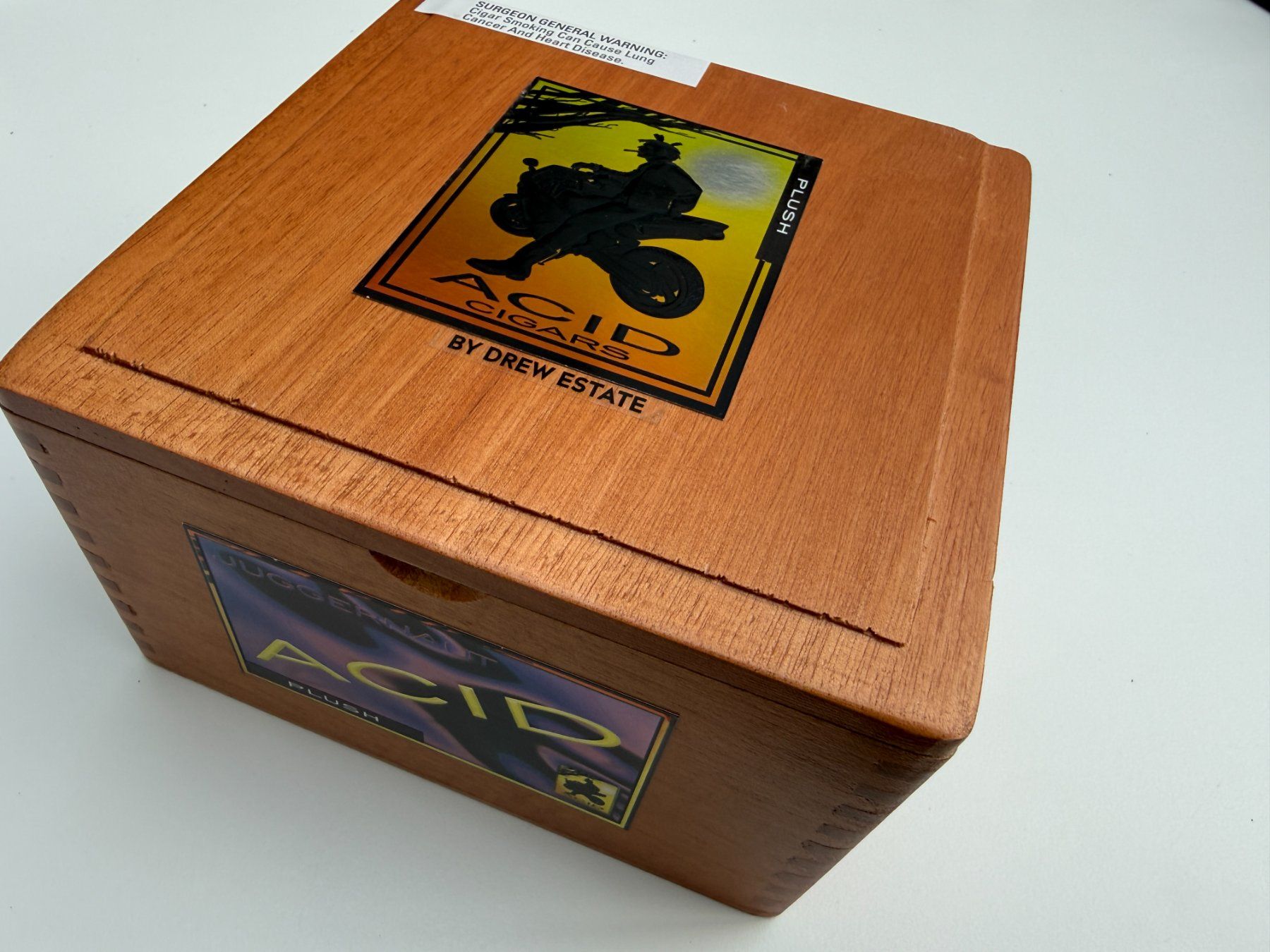Altri Prodotti per fumatori: Super schöne high-end Zigarren-Box, ACID Cigars Plush – Nuovo (secondo la descrizione) da Unterengstringen venduto da Tnovus