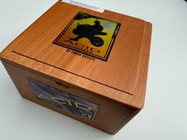 Super schöne high-end Zigarren-Box, ACID Cigars Plush