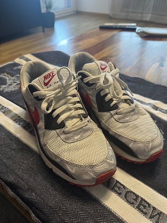 Chaussures hommes: Nike Air Max  – D'occasion à Adliswil par TjJibit