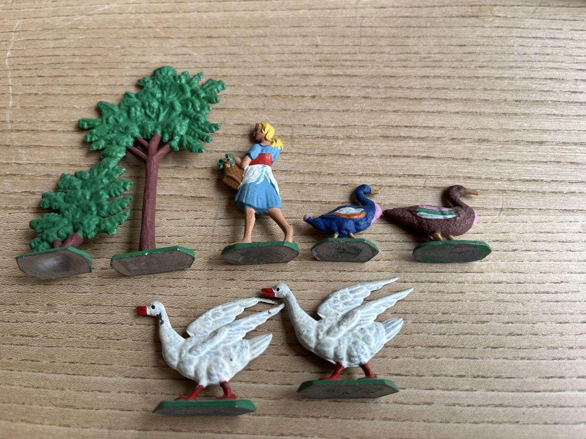 Toutes les décorations: Zinnfiguren Gänsemagd – D'occasion à Elgg par Schibu02 1