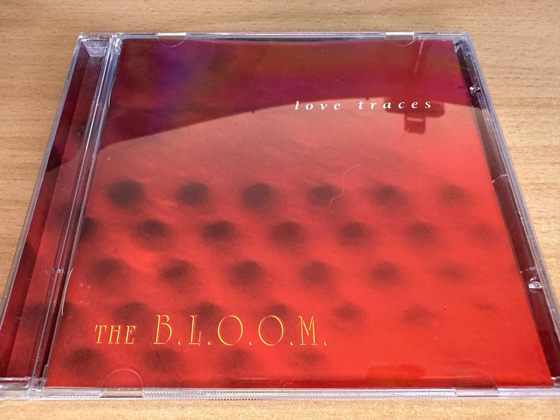 CDs: The B.L.O.O.M. – Love Traces – Gebraucht aus Rikon im Tösstal von Alpenmutz