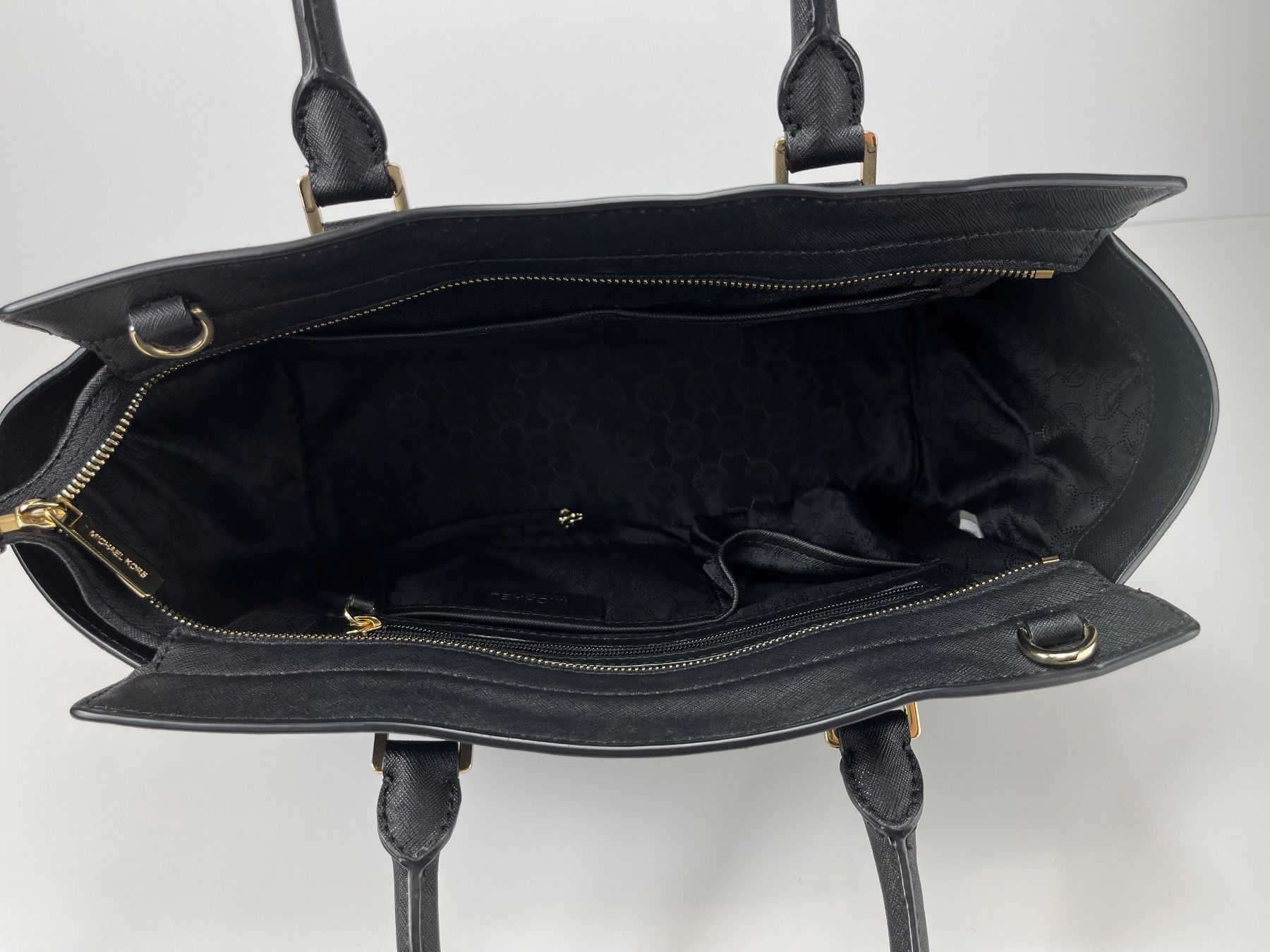 Michael Kors Sacs femmes: Michael Kors Leder Handtasche Schwarz – D'occasion à Neuenhof par pfiffoltra 3