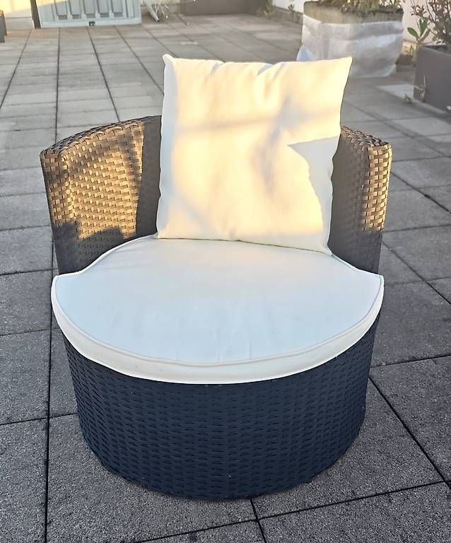 Set di tavolo e panche: Loungeset mit 4 Stühlen – Usato da Staufen venduto da mel_q6xh 2