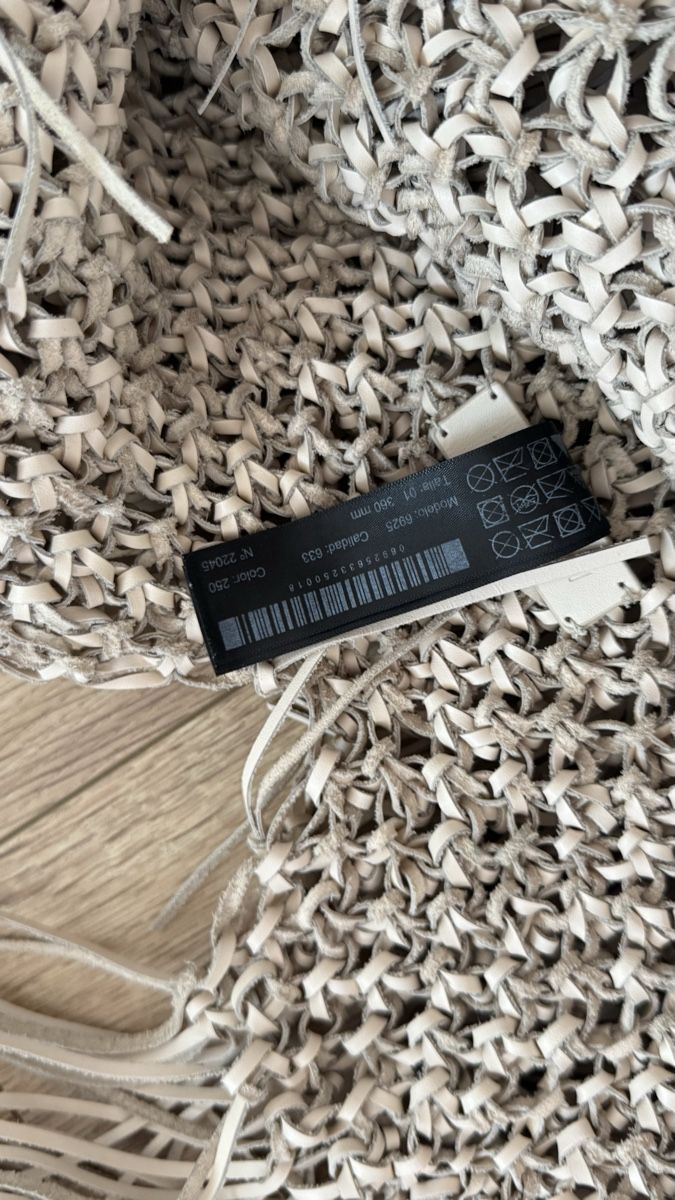 Massimo Dutti Sacs femmes: Exklusive Massimo Dutti Tasche aus echtem Nappaleder – Neuf (Voir description) à Schaffhausen par R_Muzh 4