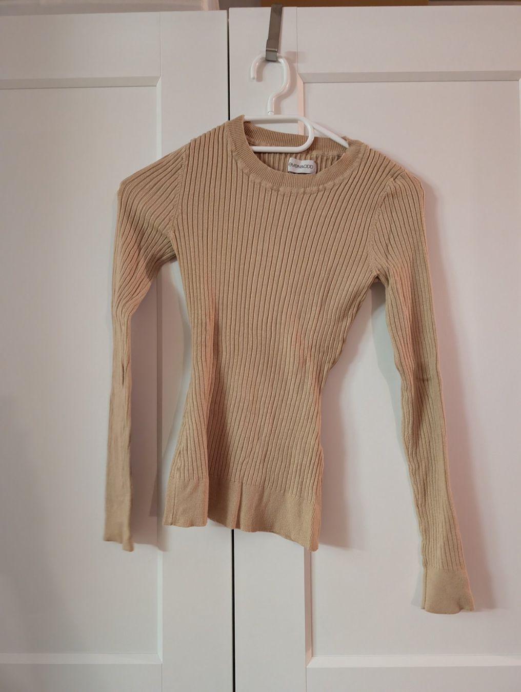 Kleiderpakete: Set Pullover Damen beige + grau Grösse S, neuwertig – Gebraucht aus Au SG von and_cra 1