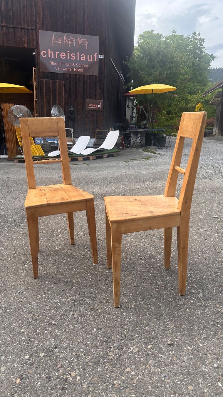 Sedie: 2x Holzstühle Vintage rustikall, unikat – Usato da Otelfingen venduto da Yossi-68