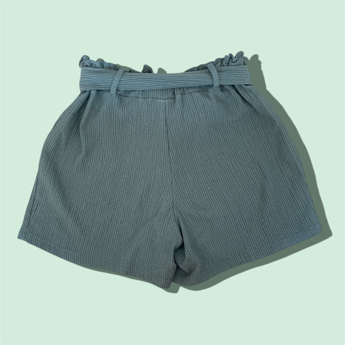 Pantaloni: OLIVE GREEN SHORT FROM NOSY MAY S/36 – Usato da Zürich venduto da lydia.joray 1