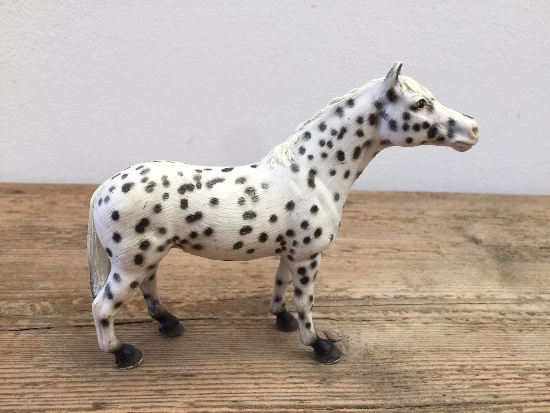 Schleich Statuette: Schleich Knabstrupper Stute Pferd – Usato da Ennetbaden venduto da mapa05