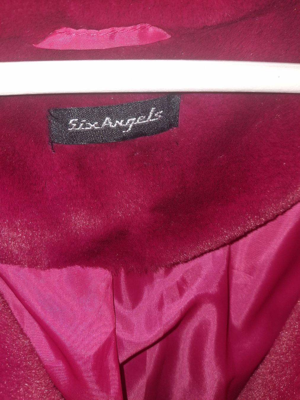 Cappotti: Pinker Kunstfellmantel Six Angels Gr. S – Usato da Solothurn venduto da Mayla92 1