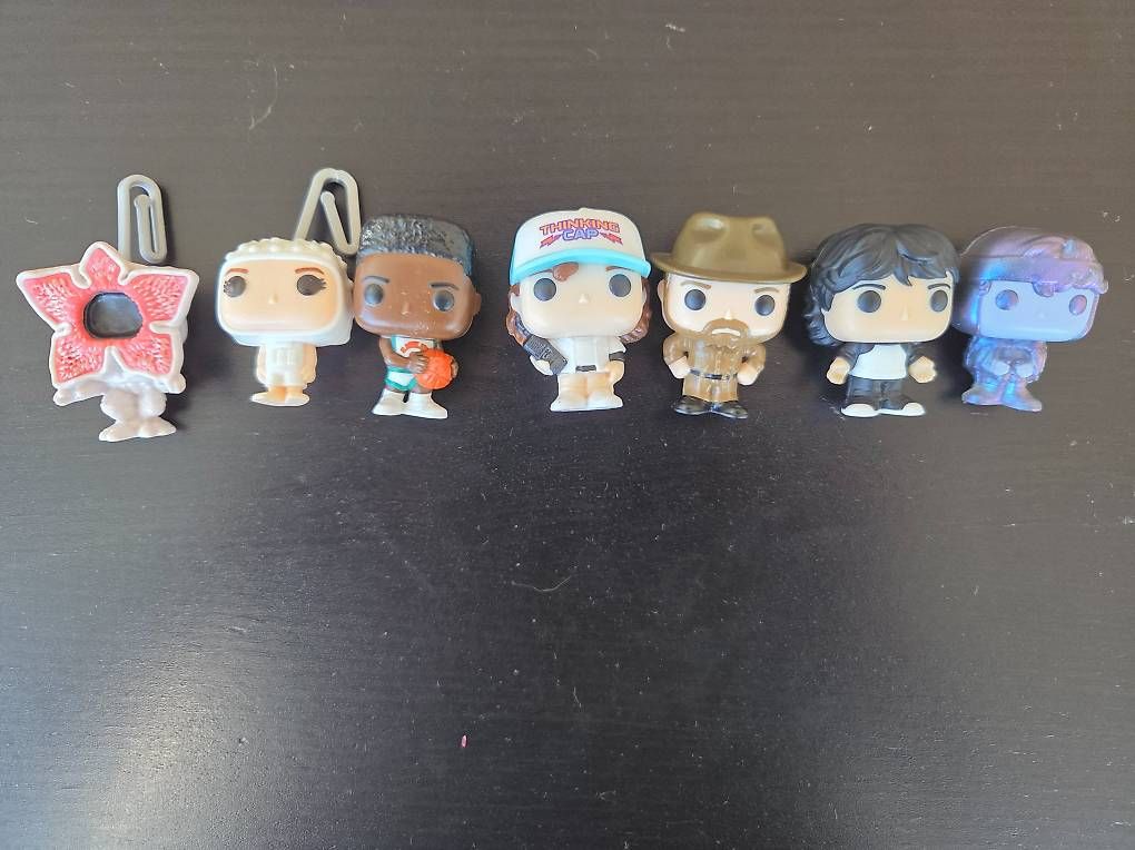 Statuette: Stranger Things Kinderjoy Figuren – Nuovo (secondo la descrizione) da Ormalingen venduto da Phoenix1012 1