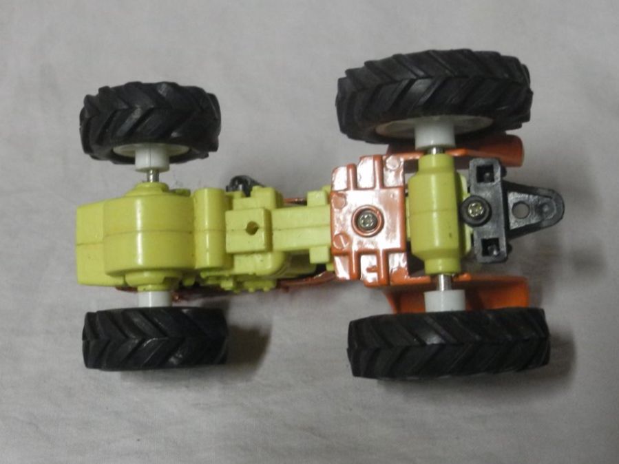 Kit di modellismo & Modellini statici: NEW RAY  TRAKTOR   FARM MOTOR – Usato da Gurtnellen venduto da Murmeli99 4