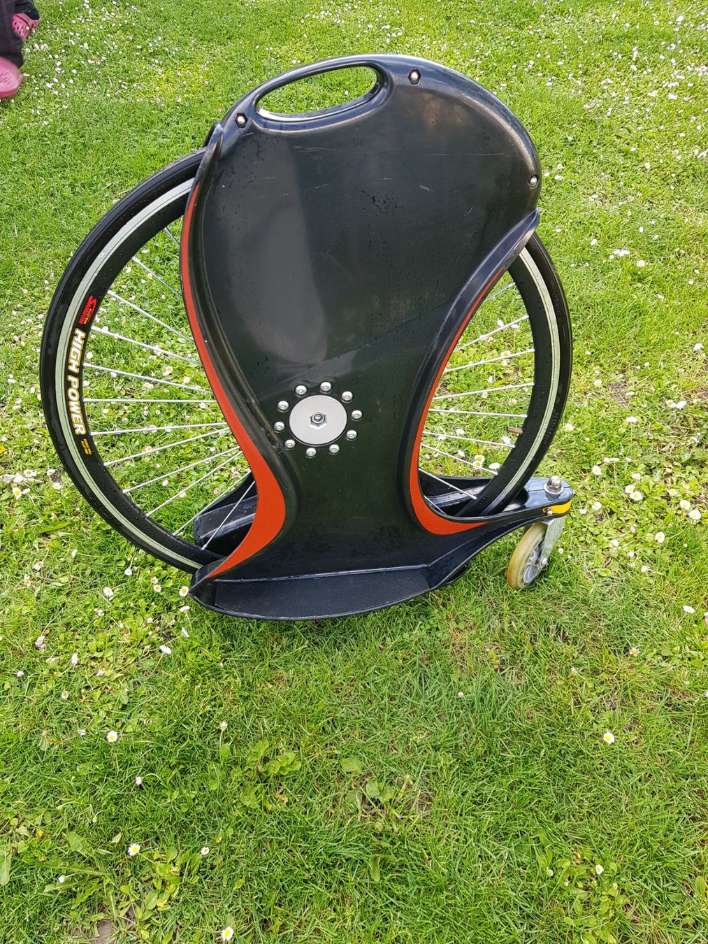 Skateboards: Monocycle Magic Wheel-Symbiose aus Einrad & Skateboard – Usato da Biel / bienne venduto da Sarouch9 3